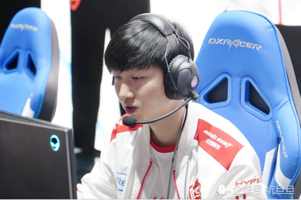 AYX-杜兰特在FPX比赛中重返赛场，战术调整引发热议！