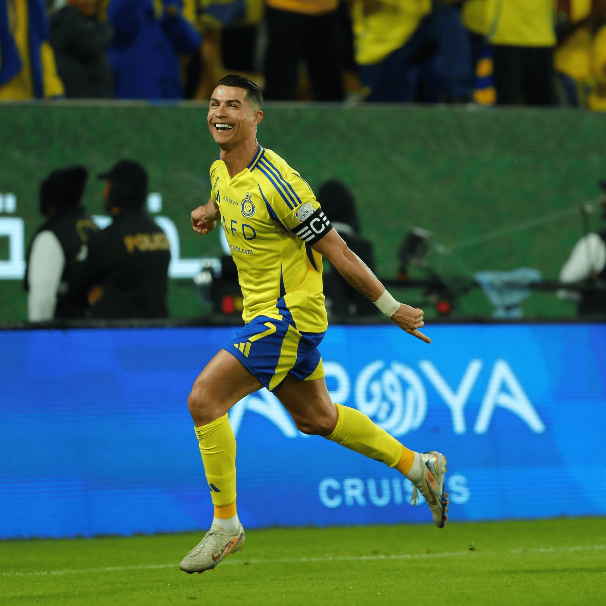 AYX-C罗新星回归赛场表现惊艳，篮网未来可期！的简单介绍