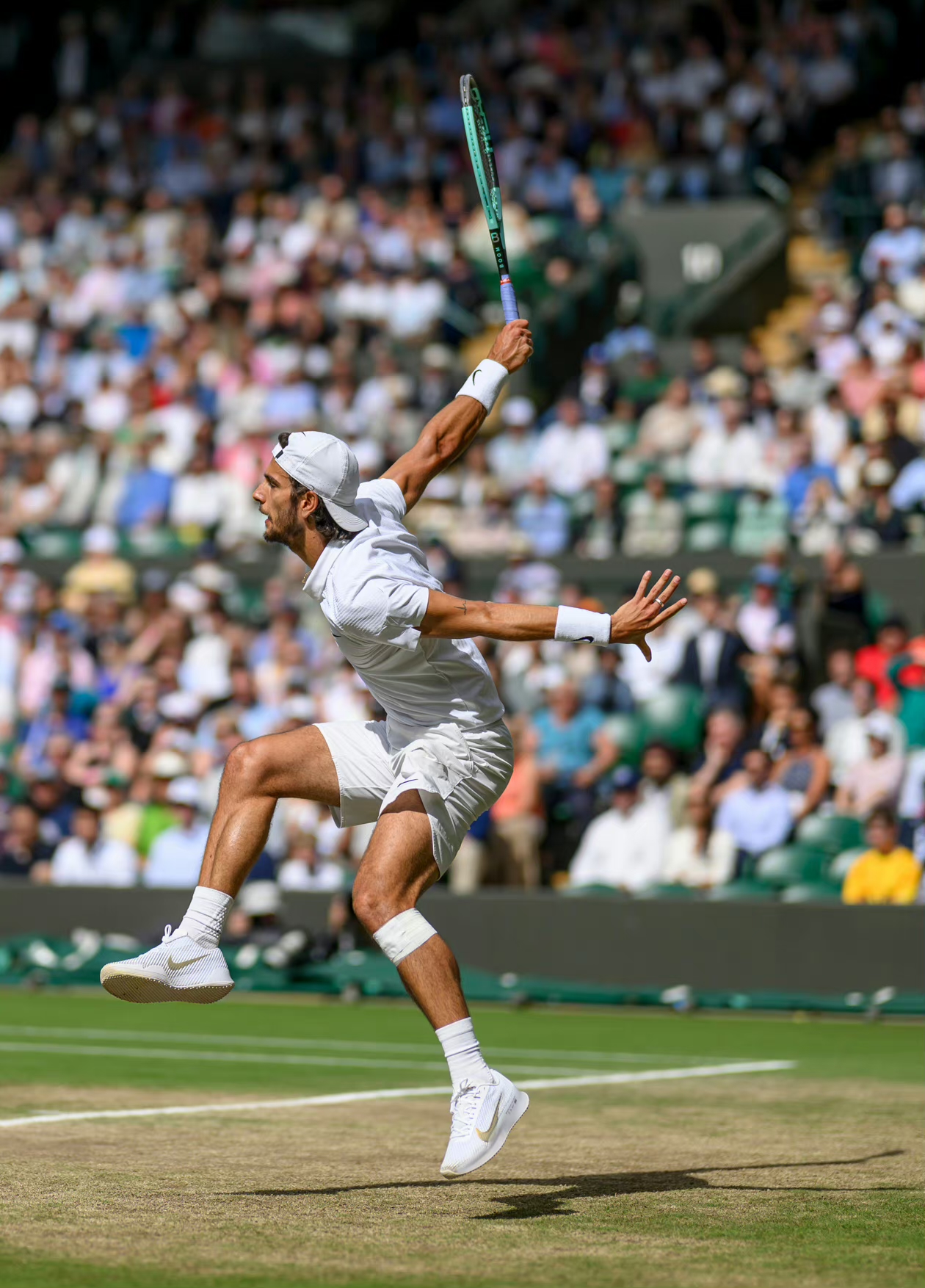 AYX-包含德约科维奇回归赛场，高光表现首场状态亮眼，MAD观众沸腾！的词条