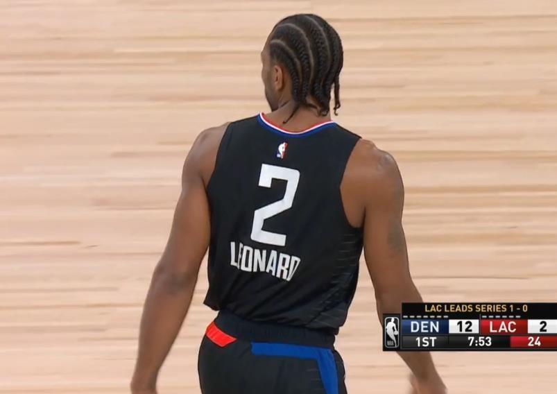 爱游戏- 快船6人得分上双大胜国王 